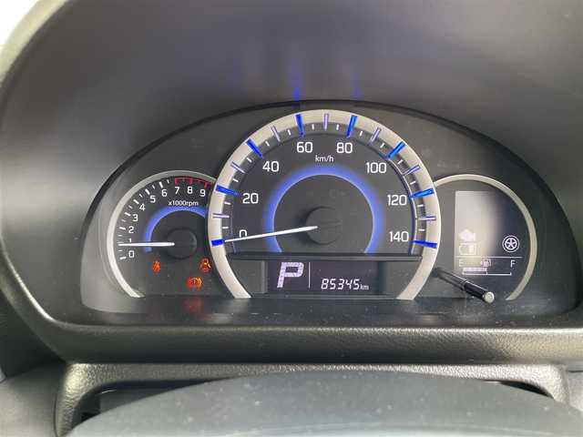 スズキ スペーシア X 新潟県 2015(平27)年 8.6万km シルキーシルバーメタリック (株)IDOMが運営する【じしゃロン豊川店】の自社ローン専用車両になります。こちらは現金またはオートローンご利用時の価格です。自社ローンご希望の方は別途その旨お申付け下さい/全周囲モニター/純正ナビＴＶ/Bluetooth　フルセグ/両側パワースライドドア/純正フロアマット/衝突被害軽減ブレーキ/レーンキープアシスト/電動格納ミラー/ETC/保証書/取扱説明書/スマートキー×2