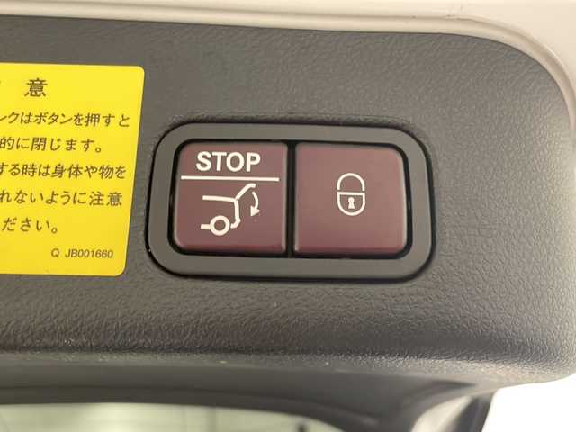 メルセデス・ベンツ ＭＬ３５０ 4マチック AMG スポーツ PKG 新潟県 2015(平27)年 4.5万km ポーラホワイト AMGスポーツパッケージ/-AMGスタイリング（フロントスポイラー/サイドスカート/リアスポイラー）/-20インチAMG5スポークアルミホイール/-Mercedes-Benzロゴ付ブレーキキャリパー＆ベンチレーテッドディスク（フロント・リア）/-ステンレス製ランニングボード（ラバースタッド付）/レーダーセーフティパッケージ/-PRESAFEブレーキ/-アテンションアシスト/-ブラインドスポットアシスト/-レーンキープアシスト/純正HDDナビ/・CD/DVD/Bluetooth/フルセグ/360°カメラ/レザーシート/全席シートヒーター/フロントパワーシート（メモリー付）/EASY-PACK自動開閉テールゲート/HIDヘッドライト/ETC