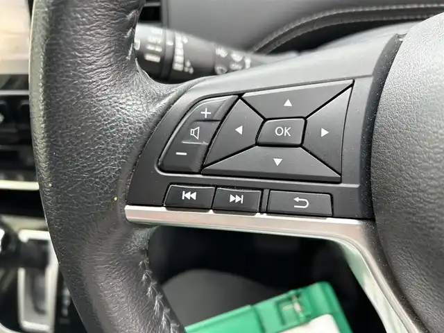 日産 セレナ ハイウェイスター プロパイロットED 神奈川県 2016(平28)年 8.2万km ブリリアントホワイトパール ４WD/インテリジェントパーキングアシスト/LDW（車線逸脱警報）/LDP（車線逸脱防止支援システム）/ふらつき警報/踏み間違い衝突防止アシスト/進入禁止標識検知/プロパイロット/エマージェンシーブレーキ/純正ナビ＆フルセグTV/CD／DVD／SD／BT／AUX/純正フリップダウンモニター/アラウンドビューモニター/純正15inアルミホイール/両側パワースライドドア/LEDライト/フォグランプ/電動格納ミラー/ETC/アイドリングストップ/シートヒーター/ドライブレコーダー/スマートキー/プッシュスタート/W＆サイドエアバッグ/横滑り防止装置/ABS/純フロアマット/保証書/取扱説明書/スペアキー有