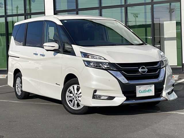 日産 セレナ ハイウェイスター プロパイロットED 道東・釧路十勝 2016(平28)年 8.2万km ブリリアントホワイトパール ・４WD/・純正9インチナビ/（フルセグ・CD・DVD・SD・BT・AUX）/・アラウンドビューモニター/・純正フリップダウンモニター/・プロパイロット/・両側パワースライドドア/・インテリジェントパーキングアシスト/・LDW（車線逸脱警報）/・LDP（車線逸脱防止支援システム）/・ふらつき警報/・踏み間違い衝突防止アシスト/・進入禁止標識検知/・エマージェンシーブレーキ/・LEDライト/・フォグランプ/・電動格納ミラー/・ETC/・アイドリングストップ・/・シートヒーター/・ドライブレコーダー/・スマートキー/・プッシュスタート/・W＆サイドエアバッグ/・横滑り防止装置/・ABS/・純フロアマット/・純正15inアルミホイール/・保証書・/・取扱説明書/・スペアキー有