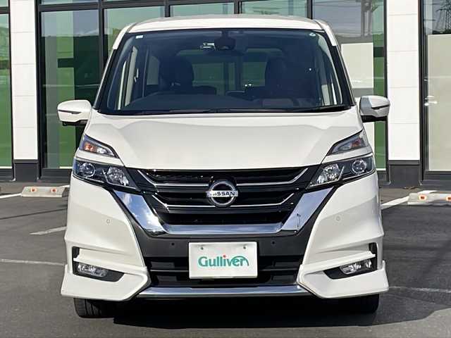 日産 セレナ ハイウェイスター プロパイロットED 道東・釧路十勝 2016(平28)年 8.2万km ブリリアントホワイトパール ・４WD/・純正9インチナビ/（フルセグ・CD・DVD・SD・BT・AUX）/・アラウンドビューモニター/・純正フリップダウンモニター/・プロパイロット/・両側パワースライドドア/・インテリジェントパーキングアシスト/・LDW（車線逸脱警報）/・LDP（車線逸脱防止支援システム）/・ふらつき警報/・踏み間違い衝突防止アシスト/・進入禁止標識検知/・エマージェンシーブレーキ/・LEDライト/・フォグランプ/・電動格納ミラー/・ETC/・アイドリングストップ・/・シートヒーター/・ドライブレコーダー/・スマートキー/・プッシュスタート/・W＆サイドエアバッグ/・横滑り防止装置/・ABS/・純フロアマット/・純正15inアルミホイール/・保証書・/・取扱説明書/・スペアキー有