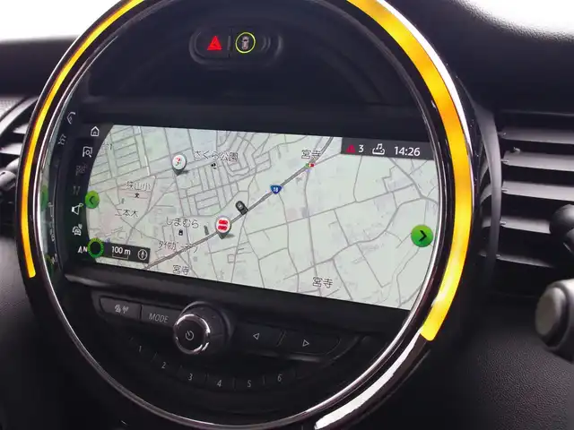 ＭＩＮＩ ミニ クーパー D 埼玉県 2020(令2)年 6.9万km 赤Ⅱ インテリジェントセーフティ /ペッパーパッケージ /パークディスタンスコントロール /コンフォートアクセス /バックカメラ /iDriveナビ /ETC /ドライブレコーダー /純正17インチアルミホイール /アイドリングストップシステム
