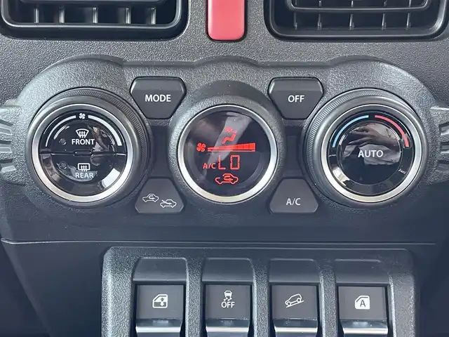 スズキ ジムニー XL 岡山県 2020(令2)年 4.3万km ブルーイッシュブラックパール3 登録時走行距離42300km/社外ナビ/（TV）/B+S車外カメラ/4WD/ダウンヒルアシストコントロール/背面タイヤ/D+Nシートヒーター/ビルトインETC/プッシュスタート/スマートキー/電動格納ミラー/純正１６インチアルミホイール/ハロゲンヘッドライト/W+SIDEエアバック/純正フロアマット/パワーステアリング/パワーウィンドウ
