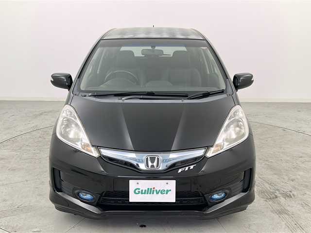 ホンダ フィット ハイブリット RS 宮城県 2012(平24)年 8.9万km クリスタルブラックパール 禁煙車/シートヒーター/クルーズコントロール/ビルトインETC/レザーシート/積み込み純正ナビ/革巻きステアリング/ステアリングスイッチ/パドルシフト/スマートキー/スペアキー（鍵状態）/純正ドアバイザー/純正フロアマット/社外16インチアルミホイール/横滑り防止装置/アイドリングストップ/オートライト
