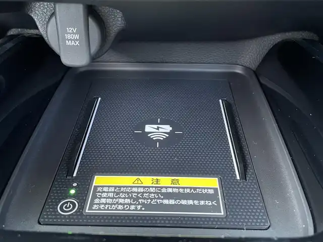 ホンダ ヴェゼル ハイブリッド e:HEV Z 佐賀県 2025(令7)年 0.1千km クリスタルブラックパール 登録済未使用車/DN登録時走行距離５ｋｍ/純正9型ナビゲーション/・AM/FM/BT//・Appple Car Play/Android Auto//・バックカメラ/ブラインドスポットモニター/パワーバックドア/純正18インチアルミホイール/ハーフレザーシート/シートヒーター「運転席/助手席」/アダプティブLEDヘッドライト/スマートキー/・スペアキー1本/ビルトインETC2.0/ホンダセンシング/・衝突軽減ブレーキ/・踏み間違え衝突軽減システム/・歩行者事故低減ステアリング /・車線維持支援システム/・アダプティブ・クルーズ・コントロール/・渋滞運転支援機能/・先行車発進お知らせ機能 /・標識認識機能/・ヒルスタートアシスト
