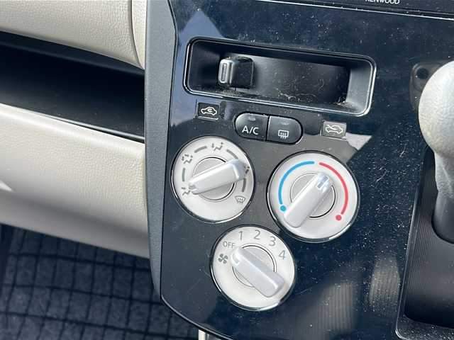 日産 デイズ S 愛媛県 2018(平30)年 6.3万km アメジストブラックP/ピンクゴールドM KENWOODナビ/（Bluetooth/AM/FM/Carplay/DVD/CD）/衝突軽減ブレーキ/コーナーセンサー/ETC/ハロゲンライト/アイドリングストップ/横滑り防止装置/リモコンキー/パワーステアリング/パワーウィンドウ/JOKER14インチAW/社外フロアマット/ABS