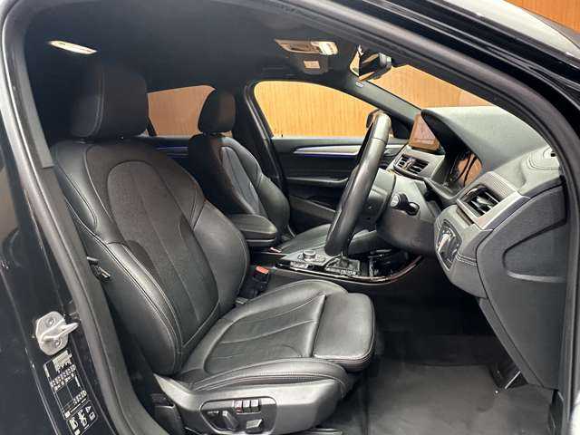 ＢＭＷ Ｘ２ xDrive 18d MスポーツX 千葉県 2020(令2)年 2.6万km 黒Ｍ アドバンスドアクティブセーフティパッケージ　/コンフォートパッケージ　/1オーナー　/純正ナビ　/バックカメラ　/パーキングアシスト　/HUD　/黒革　/シートヒーター　/メモリーパワーシート　/LEDヘッドライト　/オートライト