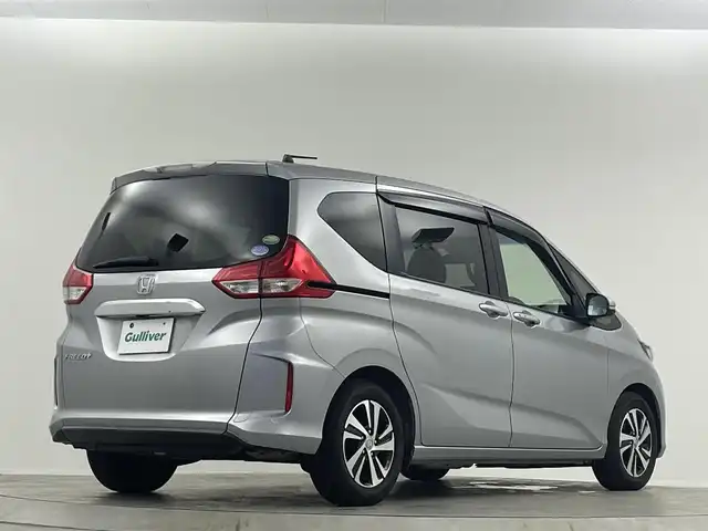 ホンダ フリード＋ G ホンダセンシング 埼玉県 2016(平28)年 12.2万km ルナシルバーM 純正ナビ 両側電動スライドドア バックカメラ LEDヘッドライト ETC　前後ドライブレコーダー　追従走行　寒冷地仕様　フルフラット　ウォークスルー　ハーフレザーシート　フルセグ　衝突被害軽減