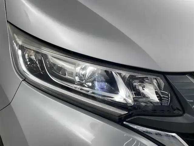 ホンダ フリード＋ G ホンダセンシング 埼玉県 2016(平28)年 12.2万km ルナシルバーM 純正ナビ 両側電動スライドドア バックカメラ LEDヘッドライト ETC　前後ドライブレコーダー　追従走行　寒冷地仕様　フルフラット　ウォークスルー　ハーフレザーシート　フルセグ　衝突被害軽減