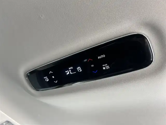 ホンダ オデッセイ アブソルート・EXホンダセンジング 静岡県 2019(平31)年 8万km プラチナホワイトパール 純正9インチナビ/フルセグTV/ETC2.0/全周囲モニター/フリップダウンモニター/ハーフレザーシート/パワーシート/シートヒーターD＋N/LEDヘッドライト/ホンダセンシング/デュアルエアコン/本革巻きステアリング/純正17AW