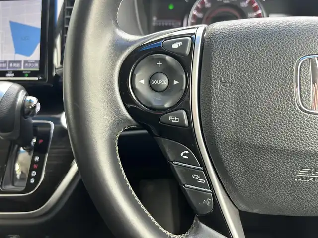 ホンダ オデッセイ アブソルート・EXホンダセンジング 静岡県 2019(平31)年 8万km プラチナホワイトパール 純正9インチナビ/フルセグTV/ETC2.0/全周囲モニター/フリップダウンモニター/ハーフレザーシート/パワーシート/シートヒーターD＋N/LEDヘッドライト/ホンダセンシング/デュアルエアコン/本革巻きステアリング/純正17AW
