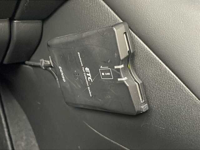 マツダ マツダ６セダン 20S 宮城県 2020(令2)年 8万km スノーフレイクホワイトパールマイカ 禁煙車/i-ACTIVSENSE/・スマートシティブレーキサポート/・ブラインドスポットモニター/・車線逸脱警報システム/・交通標識認識システム/マツダコネクトナビ/・BT/SD/USB/AUX/バックカメラ/フルセグTV/ETC/革巻ステアリング/ステアリングスイッチ/パドルシフト/LEDヘッドライト/電動パーキングブレーキ/AUTOHOLD/プッシュスタート/スマートキー/横滑り防止装置/純正17インチアルミホイール/純正フロアマット