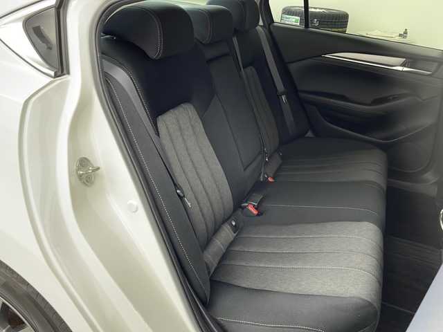 マツダ マツダ６セダン 20S 宮城県 2020(令2)年 8万km スノーフレイクホワイトパールマイカ 禁煙車/i-ACTIVSENSE/・スマートシティブレーキサポート/・ブラインドスポットモニター/・車線逸脱警報システム/・交通標識認識システム/マツダコネクトナビ/・BT/SD/USB/AUX/バックカメラ/フルセグTV/ETC/革巻ステアリング/ステアリングスイッチ/パドルシフト/LEDヘッドライト/電動パーキングブレーキ/AUTOHOLD/プッシュスタート/スマートキー/横滑り防止装置/純正17インチアルミホイール/純正フロアマット