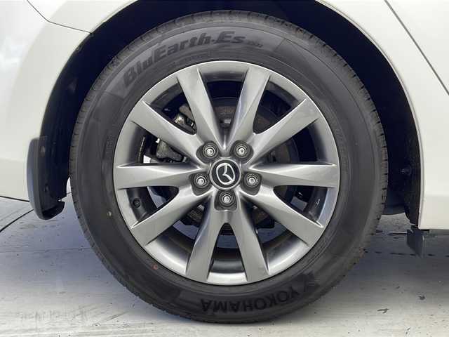 マツダ マツダ６セダン 20S 宮城県 2020(令2)年 8万km スノーフレイクホワイトパールマイカ 禁煙車/i-ACTIVSENSE/・スマートシティブレーキサポート/・ブラインドスポットモニター/・車線逸脱警報システム/・交通標識認識システム/マツダコネクトナビ/・BT/SD/USB/AUX/バックカメラ/フルセグTV/ETC/革巻ステアリング/ステアリングスイッチ/パドルシフト/LEDヘッドライト/電動パーキングブレーキ/AUTOHOLD/プッシュスタート/スマートキー/横滑り防止装置/純正17インチアルミホイール/純正フロアマット