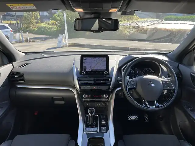 三菱 エクリプス クロス ＰＨＥＶ P 富山県 2020(令2)年 3.1万km ホワイトダイヤモンド アラウンドビューモニター/純正ナビ/フルセグTV/Bluetooth/運転席シートヒーター/助手席シートヒーター/ステアリングヒーター/寒冷地仕様/ハーフレザーシート/ビルトインETC/AC1500W電源/スマートキー×２/レーダークルーズコントロール/ブラインドスポットモニター/ヘッドアップディスプレイ/LEDオートライト/ＬＥＤフォグライト/ルーフレール/ラリーアートフラップ