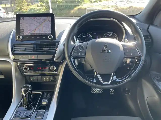 三菱 エクリプス クロス ＰＨＥＶ P 富山県 2020(令2)年 3.1万km ホワイトダイヤモンド アラウンドビューモニター/純正ナビ/フルセグTV/Bluetooth/運転席シートヒーター/助手席シートヒーター/ステアリングヒーター/寒冷地仕様/ハーフレザーシート/ビルトインETC/AC1500W電源/スマートキー×２/レーダークルーズコントロール/ブラインドスポットモニター/ヘッドアップディスプレイ/LEDオートライト/ＬＥＤフォグライト/ルーフレール/ラリーアートフラップ