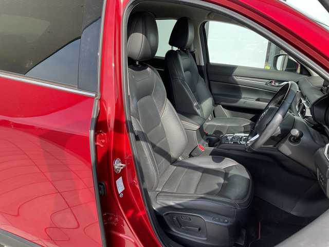 マツダ ＣＸ－５ XD Lパッケージ 愛知県 2017(平29)年 5.9万km ソウルレッドクリスタルM 純正ナビ　SDカードなし/プレミアムサウンドBOSE/レーダークルーズコントロール/シートヒーター/バックカメラ/電動リアゲート/パワーシート/コーナーセンサー/純正アルミホイール/ブラインドスポットモニター/LEDヘッドライト/ステアリングヒーター/衝突軽減システム/フルセグ/CD DVD/Bluetooth/ステアリングスイッチ/スマートキー/プッシュスタート