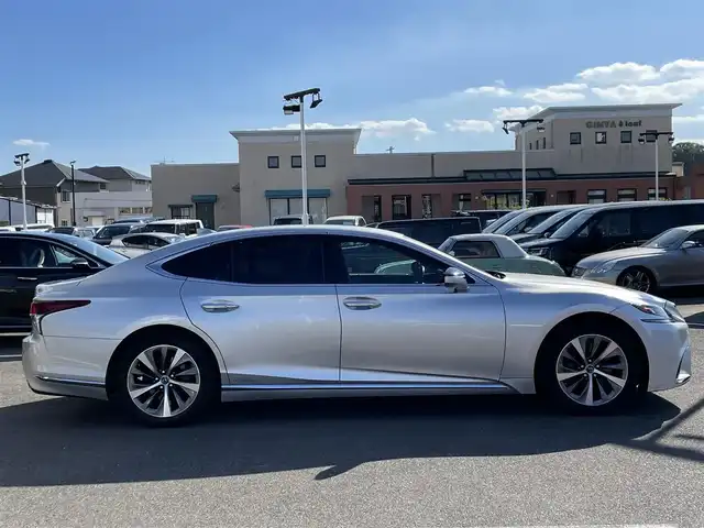 レクサス ＬＳ 500h 長崎県 2019(令1)年 4.1万km ソニックシルバー 純正メーカーナビ/CD/DVD/BT/USB/フルセグTV/全方位カメラ/黒本革シート/前席パワーシート/前席メモリーシート/前席シートヒーター/前席エアーシート/衝突軽減システム/レーダークルーズコントロール/ドライブレコーダー/LEDヘッドライト/オートマチックハイビーム/ビルトインETC