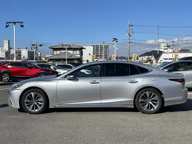 レクサス ＬＳ 500h 長崎県 2019(令1)年 4.1万km ソニックシルバー 純正メーカーナビ/CD/DVD/BT/USB/フルセグTV/全方位カメラ/黒本革シート/前席パワーシート/前席メモリーシート/前席シートヒーター/前席エアーシート/衝突軽減システム/レーダークルーズコントロール/ドライブレコーダー/LEDヘッドライト/オートマチックハイビーム/ビルトインETC