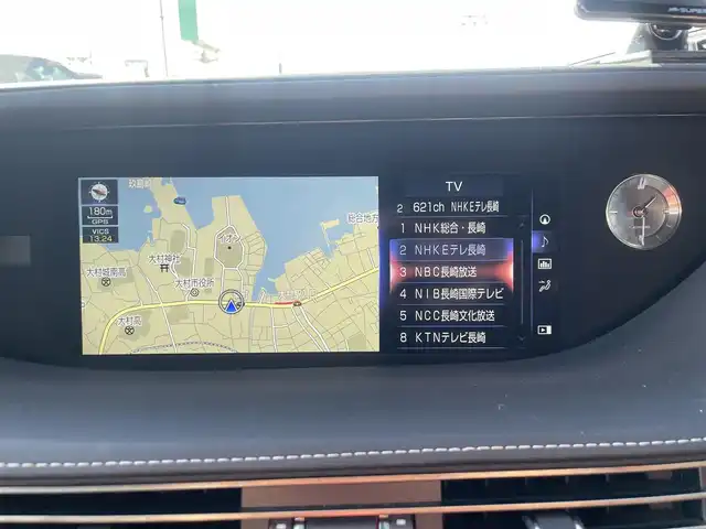 レクサス ＬＳ 500h 長崎県 2019(令1)年 4.1万km ソニックシルバー 純正メーカーナビ/CD/DVD/BT/USB/フルセグTV/全方位カメラ/黒本革シート/前席パワーシート/前席メモリーシート/前席シートヒーター/前席エアーシート/衝突軽減システム/レーダークルーズコントロール/ドライブレコーダー/LEDヘッドライト/オートマチックハイビーム/ビルトインETC