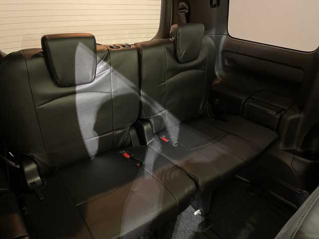 トヨタ エスクァイア Gi ブラックテーラード 愛媛県 2016(平28)年 7.7万km ホワイトパールクリスタルシャイン ツインムーンルーフ/リアオートエアコン//ＡＬＰＩＮＥ１１インチナビ/フルセグTV　Bluetooth DVD再生/両側電動スライドドア/ビルトインＥＴＣ/シートヒーター/クルーズコントロール/革巻きステアリング/ＬＥＤヘッドライト/オートマチックハイビーム