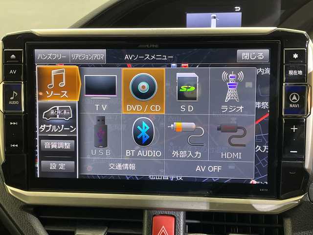 トヨタ エスクァイア Gi ブラックテーラード 愛媛県 2016(平28)年 7.7万km ホワイトパールクリスタルシャイン ツインムーンルーフ/リアオートエアコン//ＡＬＰＩＮＥ１１インチナビ/フルセグTV　Bluetooth DVD再生/両側電動スライドドア/ビルトインＥＴＣ/シートヒーター/クルーズコントロール/革巻きステアリング/ＬＥＤヘッドライト/オートマチックハイビーム