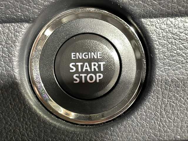 スズキ ハスラー G 沖縄県 2018(平30)年 3.7万km クールカーキPM 禁煙車　/ワンオーナー　/社外オーディオ[PVH-9300DVSZS]/（Ｂｌｕｅｔｏｏｔｈ　ＣＤ　ＤＶＤ）　/バックカメラ　/フロントバンパーガード　/マッドガード　/衝突被害軽減ブレーキ　/車線逸脱警報機能　/横滑り防止装置　/シートヒーター/ステアリングスイッチ/プッシュスタート/社外アルミホイール/純正ドアバイザー