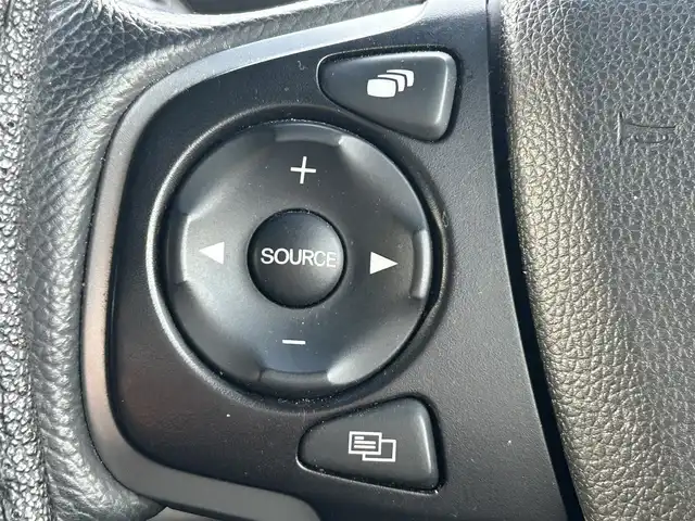 ホンダ ステップワゴン スパーダ ハイブリッド G EX ホンダセンシング 島根県 2017(平29)年 15.7万km 黒 登録時走行距離157745km/純正9インチナビ（BT/TV/CD/DVD/FM/AM）/クルーズコントロール/ドライブレコーダー（前のみ）/両側パワースライドドア/前席シートヒーター/コーナーセンサー（前後）/純正アルミホイール/純正フロアマット/LEDヘッドライト/プッシュスタート/衝突軽減装置/横滑り防止装置