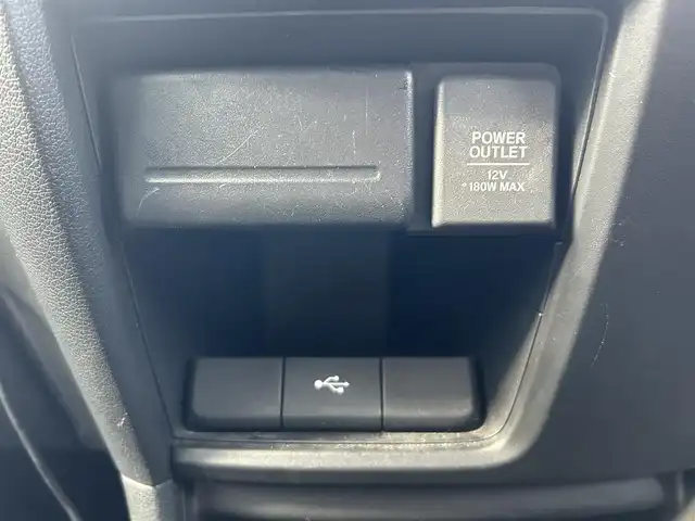 ホンダ ステップワゴン スパーダ ハイブリッド G EX ホンダセンシング 島根県 2017(平29)年 15.7万km 黒 登録時走行距離157745km/純正9インチナビ（BT/TV/CD/DVD/FM/AM）/クルーズコントロール/ドライブレコーダー（前のみ）/両側パワースライドドア/前席シートヒーター/コーナーセンサー（前後）/純正アルミホイール/純正フロアマット/LEDヘッドライト/プッシュスタート/衝突軽減装置/横滑り防止装置