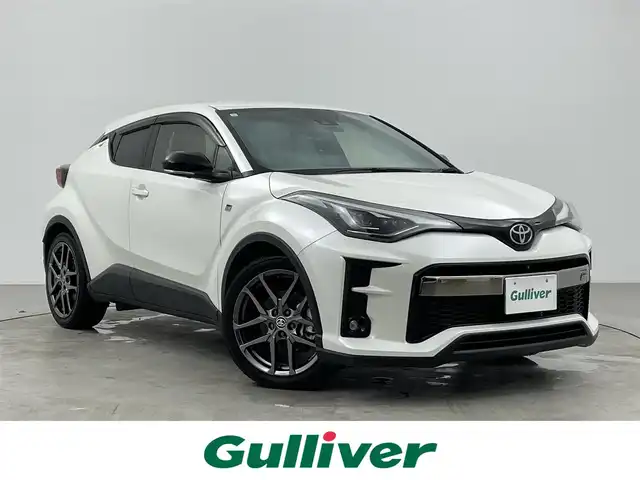 トヨタ Ｃ－ＨＲ S GRスポーツ 大分県 2021(令3)年 5万km ホワイトパールクリスタルシャイン 純正ディスプレイオーディオ/・AM/FM/USB/BT/AppleCarplay/AndroidAuto/全方位カメラ/前席シートヒーター/トヨタセーフティセンス/・レーンディパーチャーアラート/・プリクラッシュセーフティ/・ロードサインアシスト/・レーダークルーズコントロール/・オートマチックハイビーム/・ブラインドスポットモニター/前後ドライブレコーダー/革巻ステアリング/ビルトインETC/ステアリングスイッチ/GR専用インテリア/シート/マット/ステアリング/オートリトラミラー/電動パーキングブレーキ/オートブレーキホールド/スペアキー/純正19インチAW/保証書・取扱説明書