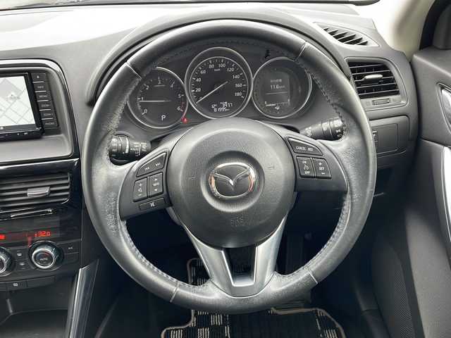 マツダ ＣＸ－５ XD 道東・釧路十勝 2014(平26)年 8.2万km ジールレッドマイカ ・４WD/・社外メモリーナビゲーション(CN-RE07D)/(CD/DVD/フルセグ/BT/SD/iPod)/・バックカメラ/・純正エンジンスターター/・社外ドライブレコーダー前後/・ETC/・クルーズコントロール/・リアビークルモニタリングシステム/・横滑り防止装置/・衝突軽減ブレーキ/・純正フロアマット/・社外AW１７インチ＋冬タイヤ/・純正AW夏タイヤ積込/・オートライト/・スマートキー/・プッシュスタート/・HIDヘッドライト/・フォグランプ/・ドアバイザー/・防眩ミラー/・保証書付き/・取説付き