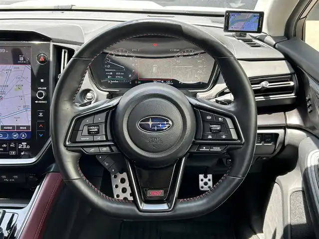 スバル レヴォーグ 1．8STIスポーツ EX 愛知県 2023(令5)年 2.7万km クリスタルホワイトP ワンオーナー/純メーカー11.6インチナビテレビ/フルセグテレビ/サンルーフ/黒赤コンビレザーシート/デジタルインナーミラー/STiアンダースポイラー/ドライブレコーダー/バックサイドカメラ/パワーバックドア/純18インチAW/レーダークルースコントロール/新車保証書.取説/スペアキー