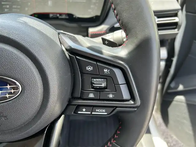 スバル レヴォーグ 1．8STIスポーツ EX 愛知県 2023(令5)年 2.7万km クリスタルホワイトP ワンオーナー/純メーカー11.6インチナビテレビ/フルセグテレビ/サンルーフ/黒赤コンビレザーシート/デジタルインナーミラー/STiアンダースポイラー/ドライブレコーダー/バックサイドカメラ/パワーバックドア/純18インチAW/レーダークルースコントロール/新車保証書.取説/スペアキー