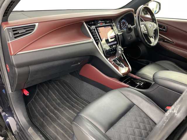 トヨタ ハリアー ハイブリッド プレミアム 道央・札幌 2014(平26)年 6.7万km スパークリングブラックパールクリスタルシャイン ・ワンオーナー/・純正ナビCD/DVD/BT/AUX/フルセグTV/・JBLサウンド/・純正エアロ　フロント/サイド/リア/・パワーバックドア/・TVキャンセラー/・クルーズコントロール/・ハーフレザーシート/・社外ドライブレコーダー/・LEDヘッドライト/・オートライト/・オートマチックハイビーム/・スペアキー