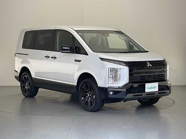 三菱 デリカＤ：５ シャモニー 長野県 2025(令7)年 0.1千km パールⅡ 4WD/届出済未使用車/アダプティブクルーズコントロール/レーンキープアシスト/車線逸脱警報/衝突軽減ブレーキ/ブラインドスポットモニター/両側パワースライドドア/パワーバックドア/ハーフレザーシート/前席シートヒーター/運転席パワーシート/ステアリングヒーター/パドルシフト/MTモード付AT/全方位カメラ/LEDヘッドライト/オートライト/オートマチックハイビーム/リアフォグランプ/電動格納ミラー/ウィンカーミラー/電動ホールド/オートホールド/純正18インチAW装着/プッシュスタート/スマートキー/スペアキー1本/取扱説明書/保証書
