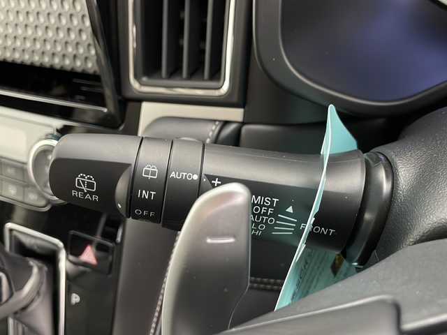 三菱 デリカＤ：５ シャモニー 長野県 2025(令7)年 0.1千km パールⅡ 4WD/届出済未使用車/アダプティブクルーズコントロール/レーンキープアシスト/車線逸脱警報/衝突軽減ブレーキ/ブラインドスポットモニター/両側パワースライドドア/パワーバックドア/ハーフレザーシート/前席シートヒーター/運転席パワーシート/ステアリングヒーター/パドルシフト/MTモード付AT/全方位カメラ/LEDヘッドライト/オートライト/オートマチックハイビーム/リアフォグランプ/電動格納ミラー/ウィンカーミラー/電動ホールド/オートホールド/純正18インチAW装着/プッシュスタート/スマートキー/スペアキー1本/取扱説明書/保証書