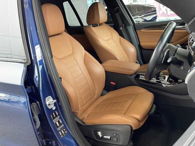 ＢＭＷ Ｘ３ xDrive20d Mスポーツ 愛媛県 2017(平29)年 6.1万km ファイトニックブルー ワンオーナー/純正メーカーナビ/・Bluetooth/・フルセグ/・CD/DVD/・全方位カメラ/・バックカメラ/ガラスルーフ/harman/Kardon/パワーバックドア/レーダークルーズコントロール/パワーシートD/N席/シートヒーターD/N席/オートホールド/コーナーセンサー/レーンアシスト/ルーフレール/パーキングアシスト/電動パーキング/置型充電器/プッシュスタート/MTモード/USB端子