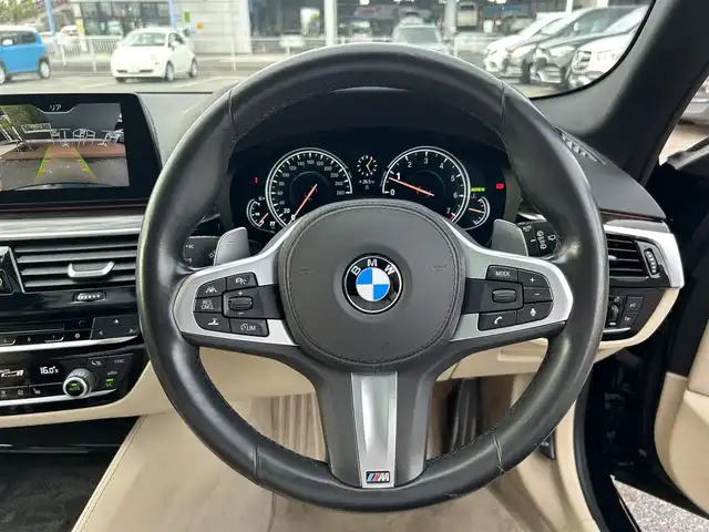 ＢＭＷ ５３０ｉ ツーリング Mスポーツ 滋賀県 2017(平29)年 4.4万km サファイアブラックP サンルーフ/ベージュ革シート／シートヒーター/アダプティブＬＥＤヘッドライト/インテリジェントセーフティ/ＡＣＣ/ＬＫＡ/ＢＳＭ/ドライブレコーダー/１９インチＡＷ/HDDナビ/フルセグテレビ/アイドリングストップ