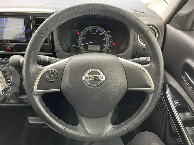 日産 デイズ ルークス X Vセレクション 愛知県 2019(令1)年 5.4万km プレミアムパープルP 社外ナビ　フルセグＴＶ　Ｂｌｕｅｔｏｏｔｈ　両側パワースライドドア　全方位カメラ　ＥＴＣ　プッシュスタート　フォグランプ　エマージェンシブレーキ　衝突軽減　コーナーセンサー　シート背面テーブル　禁煙車