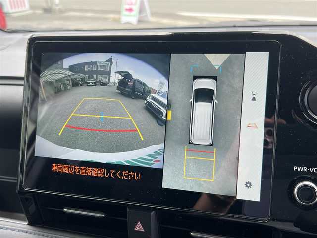 トヨタ ヴォクシー S－Z 京都府 2024(令6)年 0.5万km ホワイトパールクリスタルシャイン  ワンオーナー/ 快適利便パッケージHigh/ ドライビングサポートパッケージ/ ディスプレイオーディオプラス/ デジタルインナーミラー/ ユニバーサルステップ/ ヘッドアップディスプレイ/ トヨタチームメイト/ パノラミックビューモニター/ パーキングブレーキサポート/ アドバンスドパーク/ ディスプレイオーディオナビ　フルセグ/ CD DVD BT HDMI USB タイプC　ETC2.0/ フリップダウンモニター/ ハーフレザーシート　シートヒーター/ リヤシートヒーター/ ドライブレコーダー/ パワーリアゲート/ 両側パワースライドドア/ スマートキー　スマートキースペアあり/ 保証書　取説あり