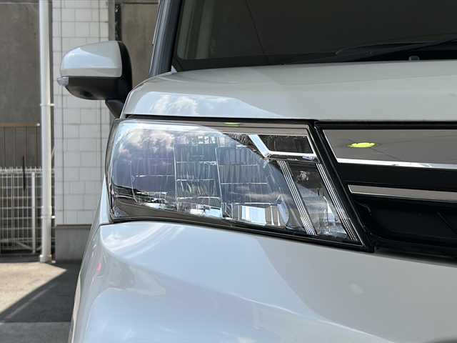 トヨタ ルーミー G 京都府 2022(令4)年 0.2万km パールホワイトⅢ ワンオーナー車/純正SDナビ/・Bluetooth Audio/・CD/・ワンセグTV/・USB/バックカメラ/パノラミックビューモニター/アイドリングストップ/前後ドライブレコーダー/スマートアシスト/・衝突警報機能/・衝突回避支援ブレーキ機能/・ブレーキ制御付誤発進抑制機能/・車線逸脱警報機能/・路側逸脱警報機能/・ふらつき警報/・先行車発進お知らせ機能/・クリアランスソナー/・AHB/・ADB/シートヒーター(D＋N席)/両側パワースライドドア/ステアリングスイッチ/電動格納ウィンカーミラー/リアサンシェード/オートリトラクタブルミラー/純正フロアマット/純正ドアバイザー/取扱説明書/ナビ取扱説明書/保証書/スマートキースペア