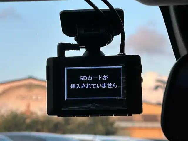 トヨタ ライズ Z 島根県 2021(令3)年 5万km シャイニングホワイトパール 登録時走行距離49222Km/ワンオーナー/取扱説明書/保証書/ディーラー純正ナビ【CD/DVD/Bluetooth】/純正エアロ/レーダークルーズコントロール/全周囲カメラ/ドライブレコーダー/前席シートヒーター/ウィンカーミラー/オートライト/フルセグTV/プッシュスタート/ETC/純正17インチAW