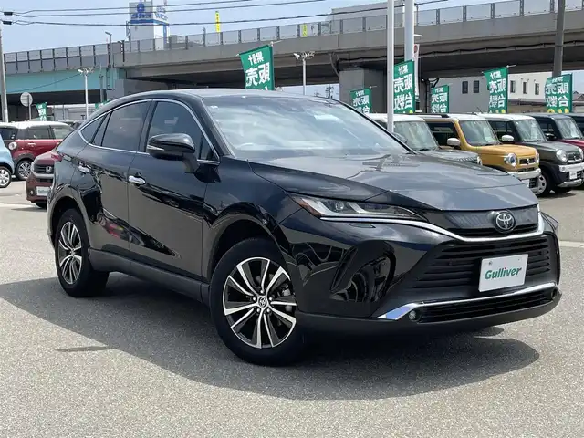 トヨタ ハリアー G 石川県 2024(令6)年 0.9万km ブラック 純正ディスプレイオーディオ/フルセグTV/ナビ/Bカメラ/LEDヘッドライト/ビルトインETC/パワーバックドア/デジタルミラー/トヨタセーフティセンス/レーダークルーズ/純正アルミホイール/スマートキー/プッシュスタート/電動ミラー/ハーフレザーシート/オートライト/オートエアコン/保証書