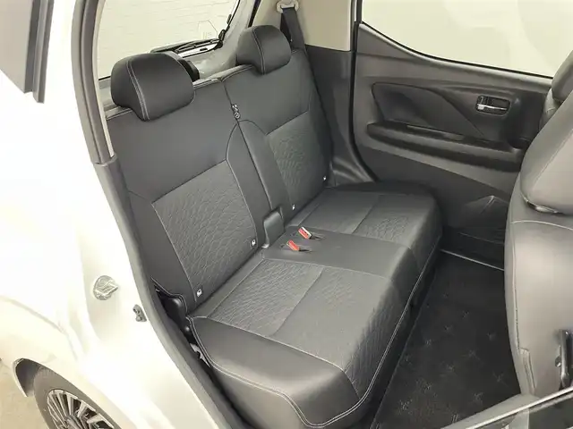 日産 デイズ HWS Gターボ アーバンクロム プロパイロットED 埼玉県 2024(令6)年 0.8万km パール プロパイロット　純正９インチナビ　アラウンドビューモニター　ＥＴＣ　ドライブレコーダー　レーダークルーズコントロ―ル　純正アルミホイール　オートハイビーム　スマートキー　ＬＥＤライト　地デジフルセグ