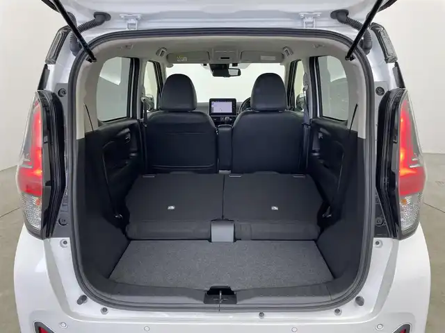 日産 デイズ HWS Gターボ アーバンクロム プロパイロットED 埼玉県 2024(令6)年 0.8万km パール プロパイロット　純正９インチナビ　アラウンドビューモニター　ＥＴＣ　ドライブレコーダー　レーダークルーズコントロ―ル　純正アルミホイール　オートハイビーム　スマートキー　ＬＥＤライト　地デジフルセグ