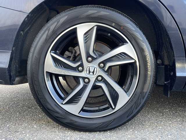 ホンダ オデッセイ アブソルート 福井県 2014(平26)年 10.8万km プレミアムヴィーナスブラックP ワンオーナー /あんしんパッケージ/コンフォートビューパッケージ/シティブレーキアクティブシステム/純正ナビゲーション/（CD/DVD/BT）/フルセグテレビ /バックカメラ/純正フリップダウンモニター/LEDヘッドライト/フォグランプ/クルーズコントロール/パドルシフト/両側電動スライドドア/純正17インチアルミホイール/２列目プレミアムクレイドルシート/オットマン/ハーフレザーシート/USBポート/ステアリングリモコン/ETC(ビルトイン)/プッシュスタート/スマートキー/アイドリングストップ/保証書/取扱説明書