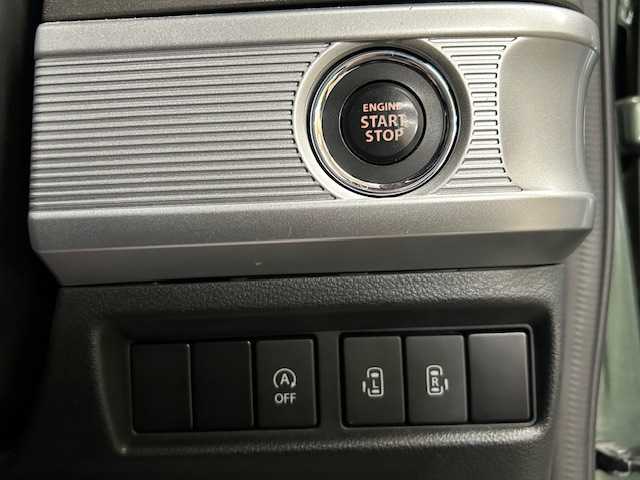 スズキ スペーシア ギア HYBRID XZターボ 道央・札幌 2022(令4)年 4.5万km クールカーキパールメタリック/ガンメタリック2トーン 【2509034538】/４ＷＤ　/ターボ　/デュアルカメラブレーキサポート　/社外ナビ　/フルセグＴＶ　/社外１４インチアルミホイール　/両側電動スライドドア　/前席シートヒーター　/プッシュスタート　/ＬＥＤヘッドライト　/フォグＬＥＤ