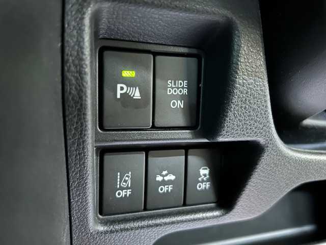 スズキ スペーシア ギア HYBRID XZターボ 道央・札幌 2022(令4)年 4.5万km クールカーキパールメタリック/ガンメタリック2トーン 【2509034538】/４ＷＤ　/ターボ　/デュアルカメラブレーキサポート　/社外ナビ　/フルセグＴＶ　/社外１４インチアルミホイール　/両側電動スライドドア　/前席シートヒーター　/プッシュスタート　/ＬＥＤヘッドライト　/フォグＬＥＤ