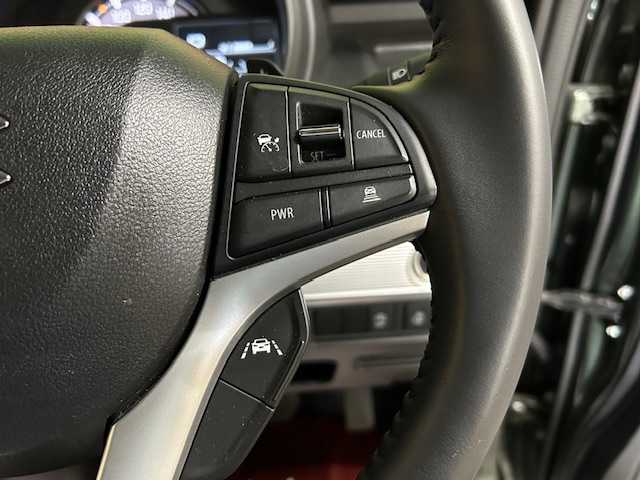 スズキ スペーシア ギア HYBRID XZターボ 道央・札幌 2022(令4)年 4.5万km クールカーキパールメタリック/ガンメタリック2トーン 【2509034538】/４ＷＤ　/ターボ　/デュアルカメラブレーキサポート　/社外ナビ　/フルセグＴＶ　/社外１４インチアルミホイール　/両側電動スライドドア　/前席シートヒーター　/プッシュスタート　/ＬＥＤヘッドライト　/フォグＬＥＤ