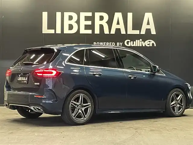 メルセデス・ベンツ Ｂ１８０ AMGライン 群馬県 2022(令4)年 2.3万km 青 アドバンスドパッケージ/アンビエントライト/純正HDDナビ/18インチAW/フルセグTV/スマートキー/パワーシート/シートヒーター/ハーフレザーシート/電動リヤゲート/レーダーセーフティパッケージ